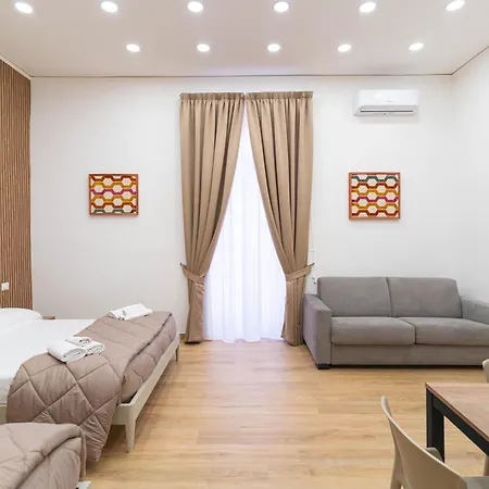 Toto E Peppino Luxury 4* Napoli