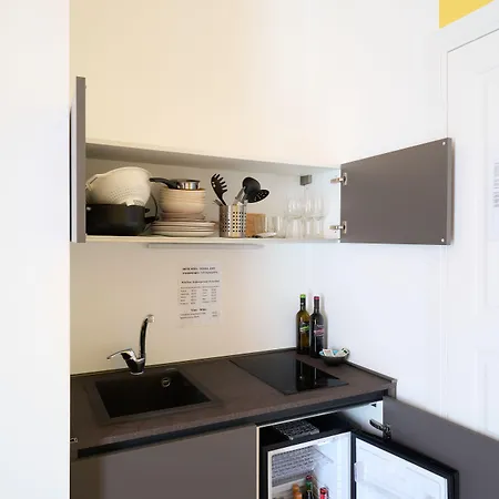 לינה וארוחת בוקר Toto E Peppino Luxury 4*